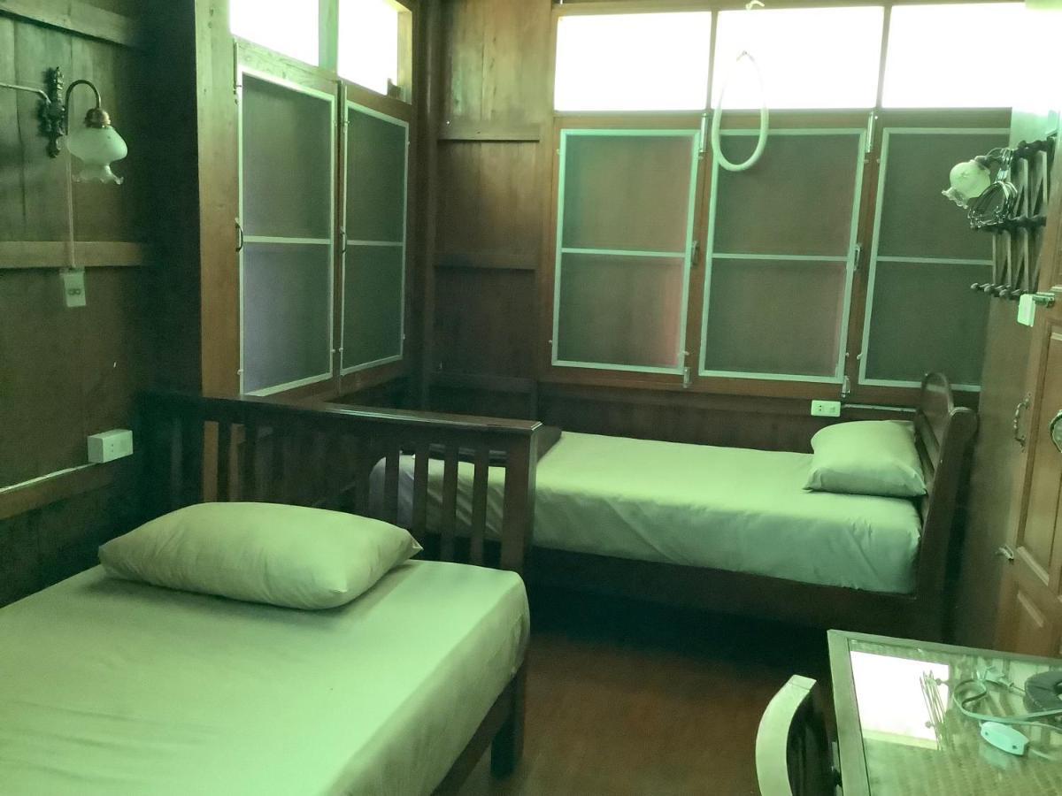 Tata Guesthouse Chiang Mai Exterior foto